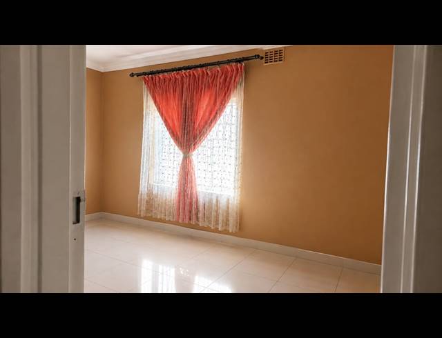 3 BEDROOM FREESTANDING FOR SALE IN TONGAAT CENTRAL